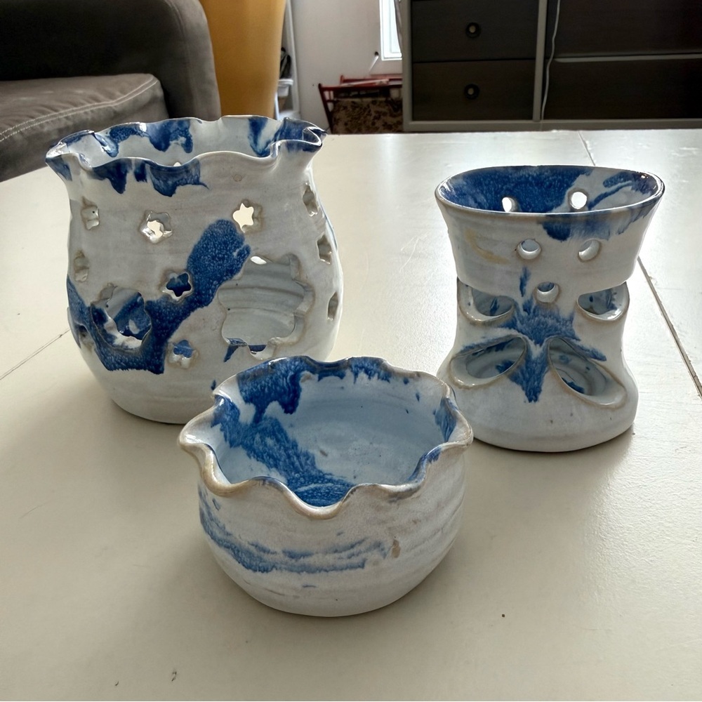 The Dove Pottery 3pc Set Joan McKenna Blue White Celestial Nautical Luminary